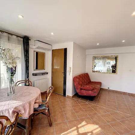 A 2 Pas Des Plages Et Centre 324l Ter カンヌ