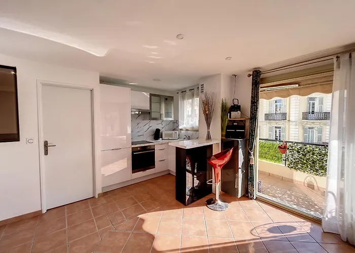 Apartman A 2 Pas Des Plages Et Centre 324l Ter Cannes